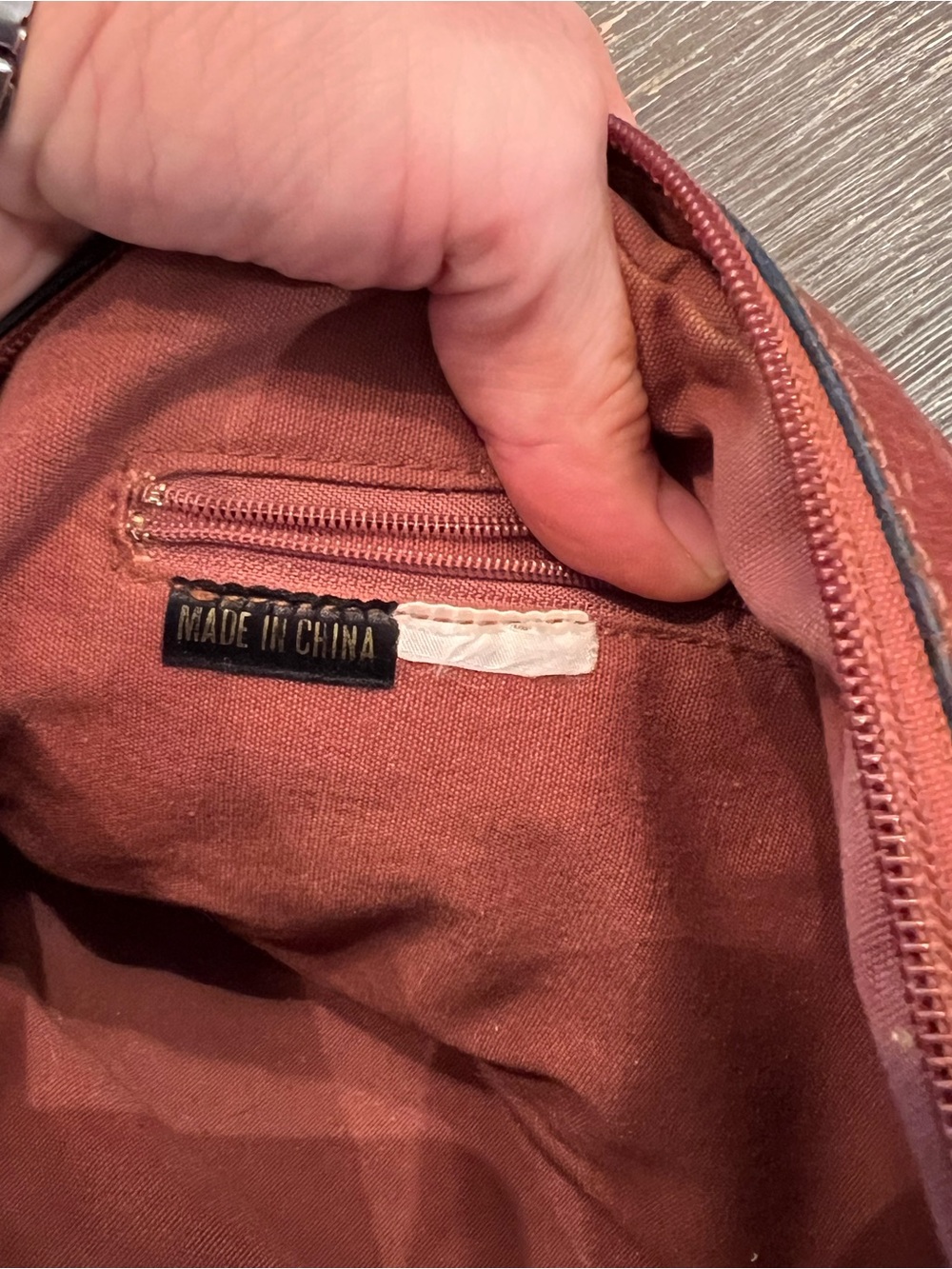 Etienne Aigner bag, well loved. See straps - Picture 4 of 7